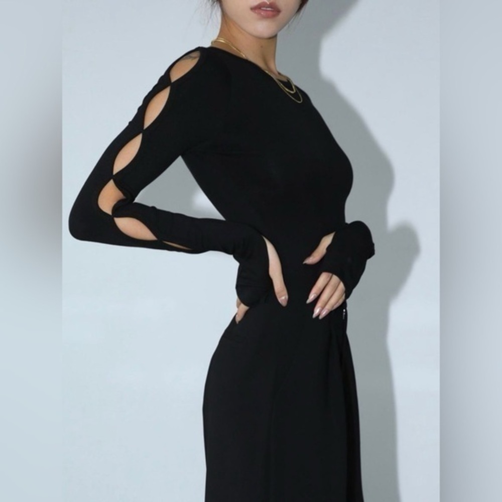 Commense Keyhole Cutout Long Sleeve Black Bodysuit size‎ XS